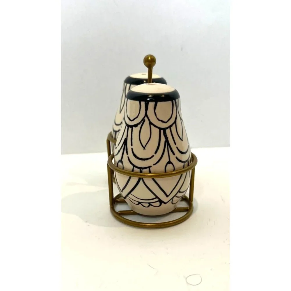 Handcrafted Ceramic Salt & Pepper Shakers W/ Iron Holder Black / White Pattern